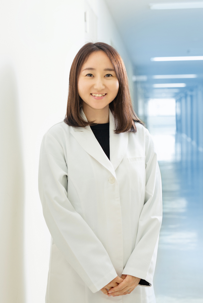 事務補佐員　原野　芳華